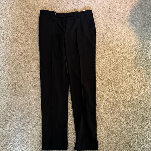 The Modern Groom Men’s Black Suit - Picture 7 of 7